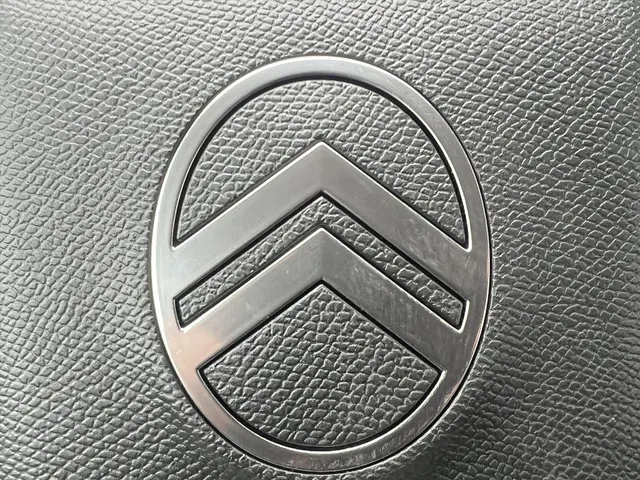 
Citroën ë-C4 EV 54kWh 156pk Max | Navigatie | Camera | Parkeersensoren | Stoelverwarming | vol									