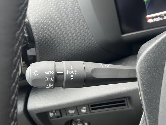 
Citroën ë-C4 EV 54kWh 156pk Max | Navigatie | Camera | Parkeersensoren | Stoelverwarming | vol									