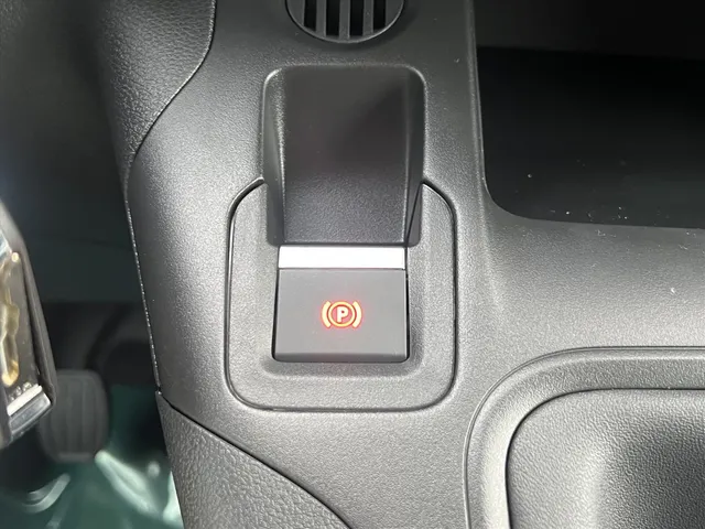 
								Citroën Berlingo Van GB 1.5 BlueHDi 100pk L1 3-zits | Navigatie | Houten vloer + wand afwerking | Cruise control | Apple Carplay & Android Auto | Parkeercamera en sensoren vol									