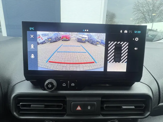 
Citroën Berlingo Van GB 1.5 BlueHDi 100pk L1 3-zits | Navigatie | Houten vloer + wand afwerking | Cruise control | Apple Carplay & Android Auto | Parkeercamera en sensoren vol									