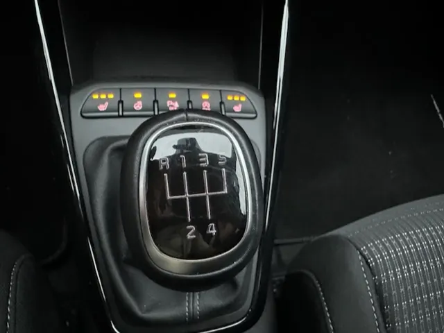 
Kia Stonic LAST MINUTE DEAL I 1.0 T-GDi DynamicPlus I Winterpack | vol									