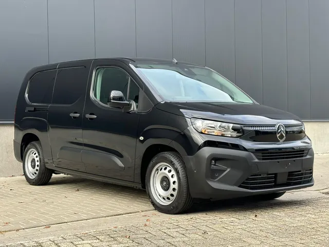 
Citroën Berlingo Van GB 1.5 BlueHDi 100pk Long 3-zits | Navigatie | Parkeer camera | Cruise control | Houten vloer en wanden in laadruimte | Apple Carplay & Android Auto vol									
