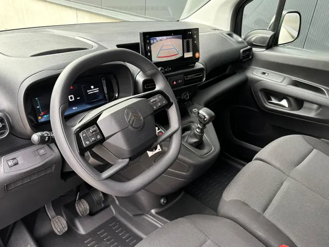 
Citroën Berlingo Van GB 1.5 BlueHDi 100pk Long 3-zits | Navigatie | Parkeer camera | Cruise control | Houten vloer en wanden in laadruimte | Apple Carplay & Android Auto vol									