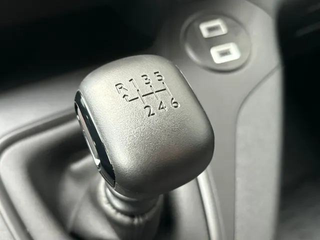 
Citroën Berlingo Van GB 1.5 BlueHDi 100pk Long 3-zits | Navigatie | Parkeer camera | Cruise control | Houten vloer en wanden in laadruimte | Apple Carplay & Android Auto vol									