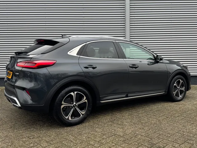 
								Kia XCeed 1.6 GDi PHEV 141pk DCT6 DynamicPlusLine | Stoel/Stuurwielverwarming | Navigatie | Climate Control | vol									