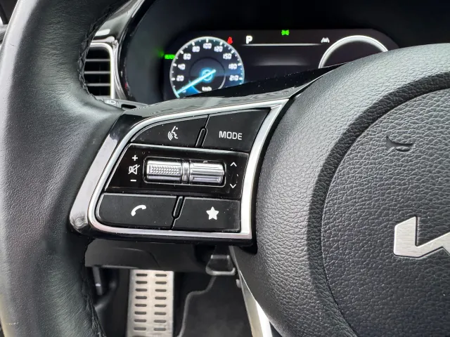 
								Kia XCeed 1.6 GDi PHEV 141pk DCT6 DynamicPlusLine | Stoel/Stuurwielverwarming | Navigatie | Climate Control | vol									