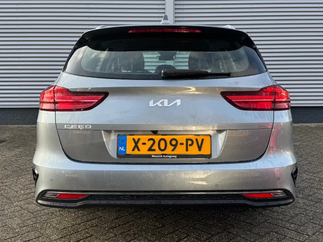 
								Kia Ceed Sportswagon Sw 1.0 T-GDi 120pk DynamicLine | Navigatie | Climate Control | Camera | vol									