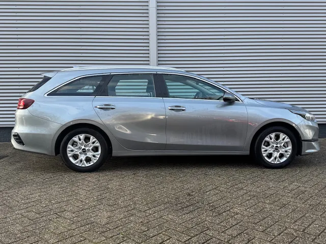 
								Kia Ceed Sportswagon Sw 1.0 T-GDi 120pk DynamicLine | Navigatie | Climate Control | Camera | vol									