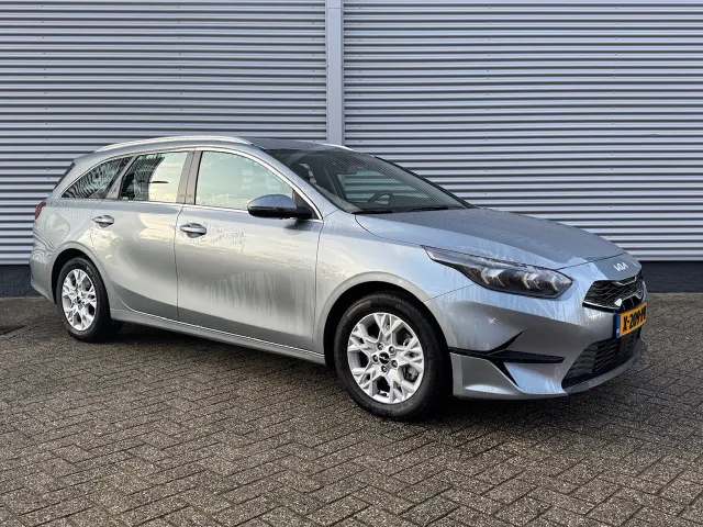 
								Kia Ceed Sportswagon Sw 1.0 T-GDi 120pk DynamicLine | Navigatie | Climate Control | Camera | vol									