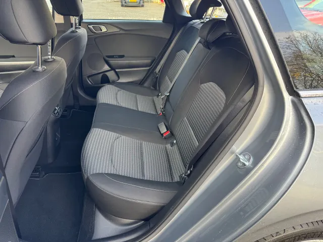
								Kia Ceed Sportswagon Sw 1.0 T-GDi 120pk DynamicLine | Navigatie | Climate Control | Camera | vol									