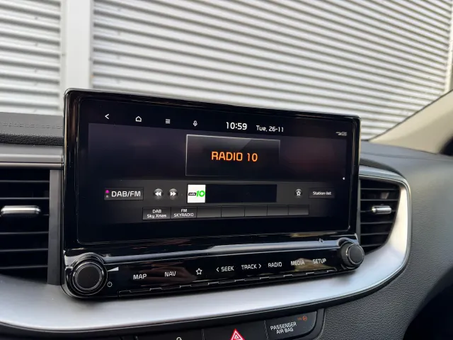 
								Kia Ceed Sportswagon Sw 1.0 T-GDi 120pk DynamicLine | Navigatie | Climate Control | Camera | vol									