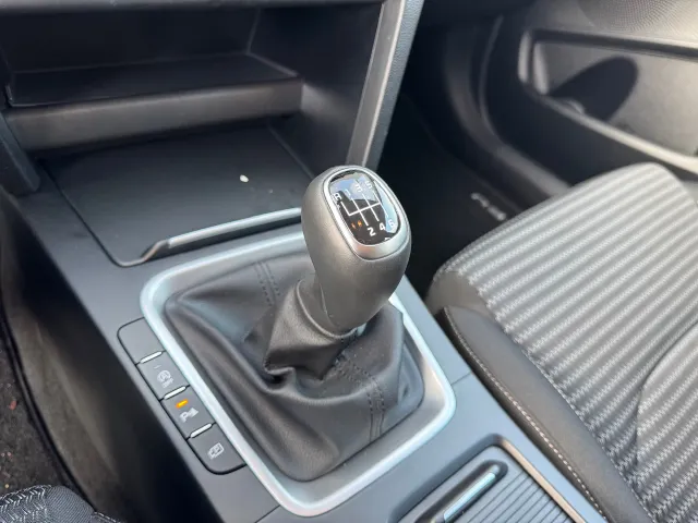 
								Kia Ceed Sportswagon Sw 1.0 T-GDi 120pk DynamicLine | Navigatie | Climate Control | Camera | vol									