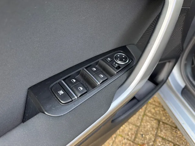 
								Kia Ceed Sportswagon Sw 1.0 T-GDi 120pk DynamicLine | Navigatie | Climate Control | Camera | vol									