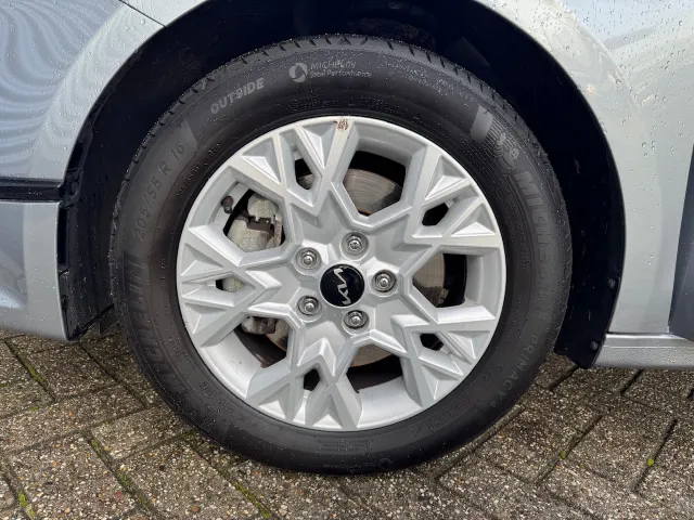 
								Kia Ceed Sportswagon Sw 1.0 T-GDi 120pk DynamicLine | Navigatie | Climate Control | Camera | vol									