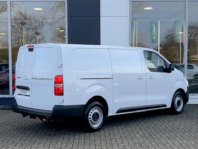 
Peugeot Expert GB L3 2.0 BlueHDi 145pk 3-zits | Navigatie | Trekhaak 2500kg | Apple Carplay&Android Auto | Parkeer Camera | Laadruimte afwerking | Cruise control vol									