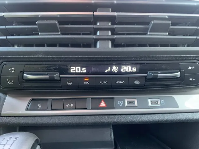 
Peugeot Expert GB L3 2.0 BlueHDi 145pk 3-zits | Navigatie | Trekhaak 2500kg | Apple Carplay&Android Auto | Parkeer Camera | Laadruimte afwerking | Cruise control vol									