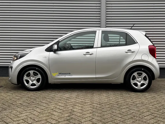 
Kia Picanto 1.0 DPi 67pk 4-zits ComfortLine | Bluetooth | Airco | Cruise Control | vol									