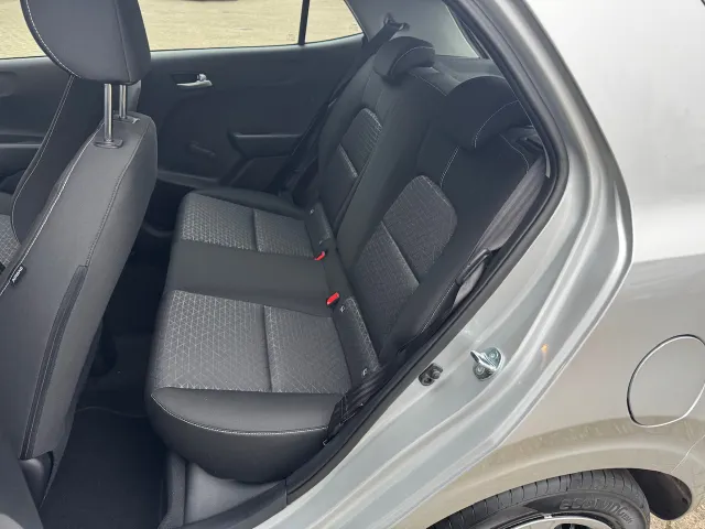 
Kia Picanto 1.0 DPi 67pk 4-zits ComfortLine | Bluetooth | Airco | Cruise Control | vol									