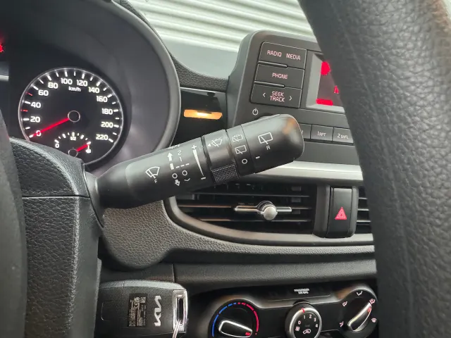 
Kia Picanto 1.0 DPi 67pk 4-zits ComfortLine | Bluetooth | Airco | Cruise Control | vol									