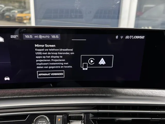 
Peugeot e-5008 New | GT | Navigatie | Apple Carplay en Androidauto | Stoelverwarming | 7 persoons uitvoering | Airco | Alcantara stoelen | vol									
