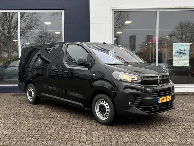 
Citroën Jumpy GB 2.0 BlueHDi 145pk S&S L3 Handgeschakeld | Airco | Navigatie | Parkeercamera | Hout afwerking laadruimte | vol									