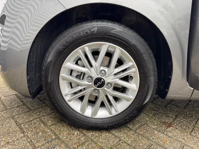 
Kia Picanto 1.0 DPi 67pk 4-zits DynamicLine | Trekhaak | Apple Carplay/Android Auto | Airco | Lichtmetalen Velgen | vol									