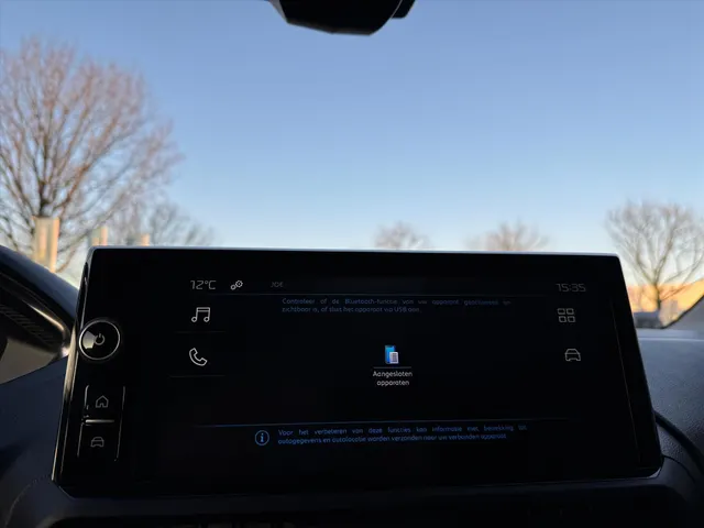 
Peugeot Partner 1.5 BlueHDi 100pk L1 | Airconditioning | Cruise control | Apple Carplay & Android Auto | Parkeer camera achter | Stoelverwarming | Houten laadvloer vol									