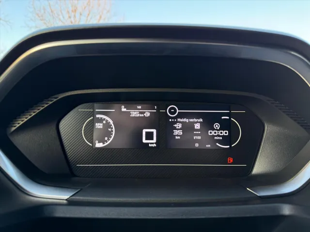 
Peugeot Partner 1.5 BlueHDi 100pk L1 | Airconditioning | Cruise control | Apple Carplay & Android Auto | Parkeer camera achter | Stoelverwarming | Houten laadvloer vol									