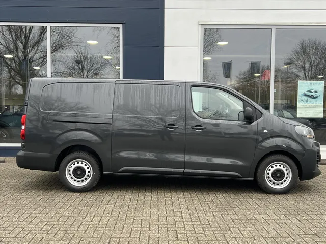 
Citroën Jumpy GB 2.0 BlueHDi 180pk L3 Automaat 3-zits | BPM Vrij | Trekhaak | Houten afwerking laadruimte | Navigatie | Climate control | Cruise control | Camera vol									