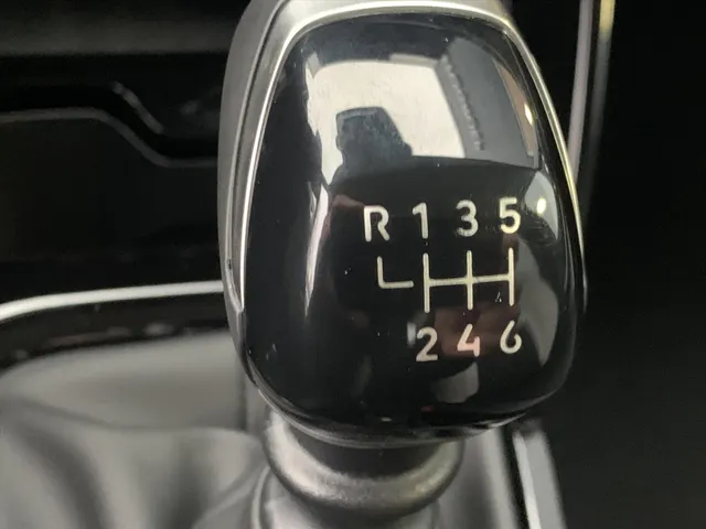 
								Citroën C3 New 1.2 Turbo 100pk Max | Navigatie | Parkeer camera | Apple Carplay & Android Auto | Cruise control en Begrenzer vol									