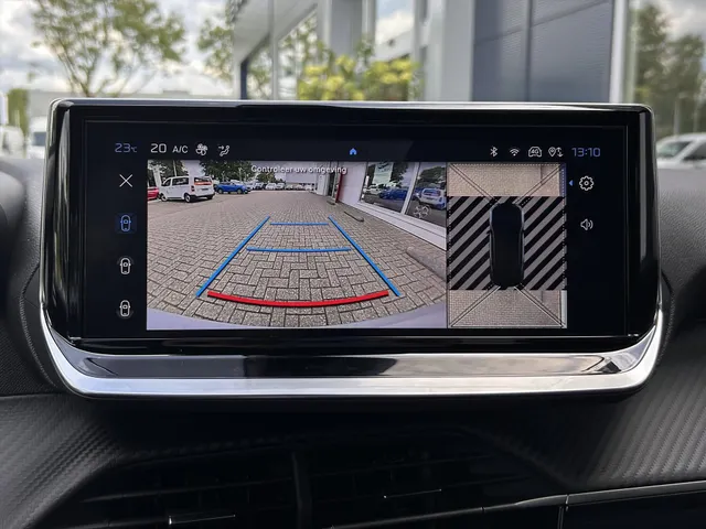 
								Peugeot 2008 1.2 PureTech 100pk Allure | Navigatie | Cruise controle | Apple Carplay & Android Auto | Parkeersensoren | Lichtmetaal 17 Inch | All-sea vol									