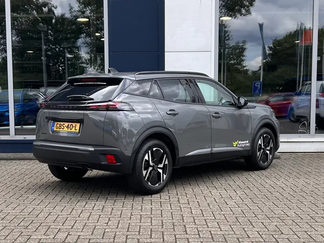 
								Peugeot 2008 1.2 PureTech 100pk Allure | Navigatie | Cruise controle | Apple Carplay & Android Auto | Parkeersensoren | Lichtmetaal 17 Inch | All-sea vol									