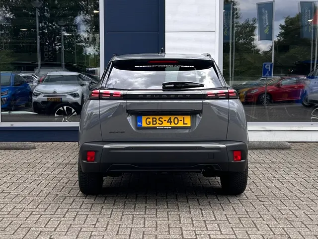 
								Peugeot 2008 1.2 PureTech 100pk Allure | Navigatie | Cruise controle | Apple Carplay & Android Auto | Parkeersensoren | Lichtmetaal 17 Inch | All-sea vol									