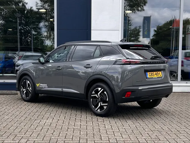 
								Peugeot 2008 1.2 PureTech 100pk Allure | Navigatie | Cruise controle | Apple Carplay & Android Auto | Parkeersensoren | Lichtmetaal 17 Inch | All-sea vol									