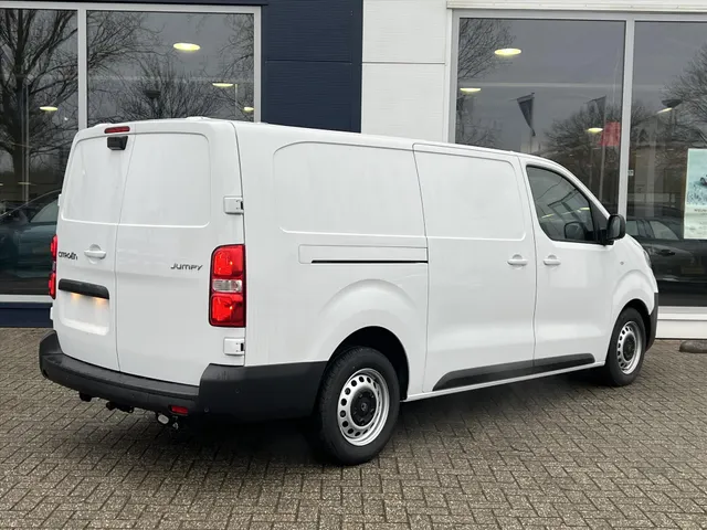 
								Citroën Jumpy GB 2.0 BlueHDi 180pk L3 Automaat 3-zits | BPM Vrij | Navigatie | Afneembare trekhaak | Houten afwerking laadruimte | vol									