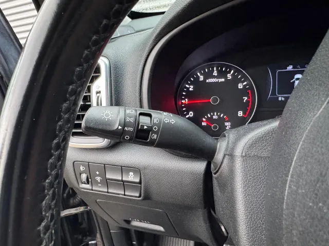 
Kia Sportage 1.6 GDi 132pk ComfortLine | Trekhaak | Navigatie | Lichtmetalen Velgen | Airco | vol									