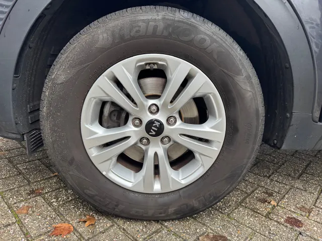 
Kia Sportage 1.6 GDi 132pk ComfortLine | Trekhaak | Navigatie | Lichtmetalen Velgen | Airco | vol									