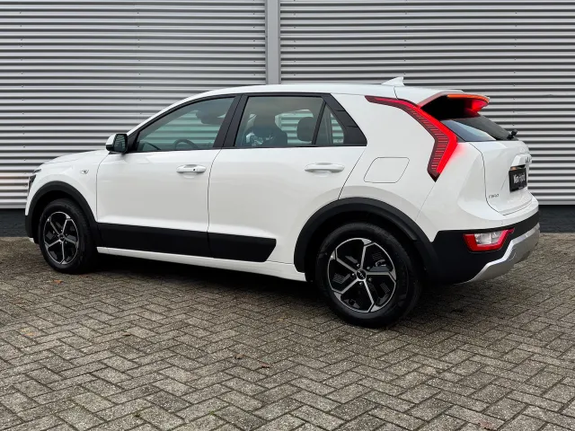 
Kia Niro 1.6 GDi Hybrid 141pk DCT6 ComfortLine | Adaptive Cruise Control | Camera | Navigatie | vol									