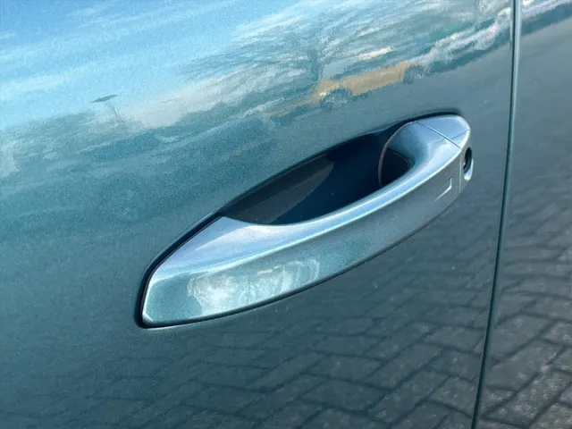 
								Peugeot e-308 EV SW 54kWh 156pk Allure | Navigatie | Cruise Control | Camera | Apple Carplay | Android Auto | vol									