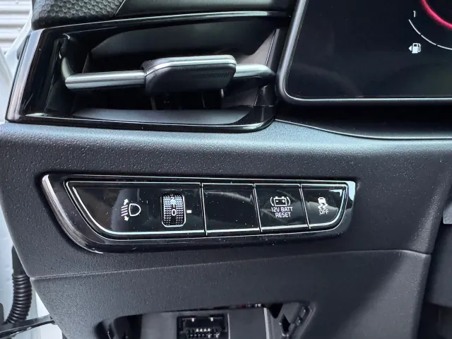 
Kia Niro 1.6 GDi Hybrid 141pk DCT6 ComfortLine | Adaptive Cruise Control | Camera | Navigatie | vol									