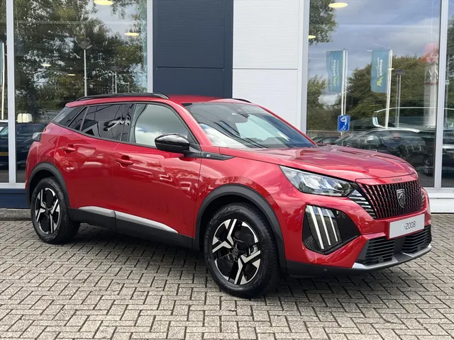 
								Peugeot e-2008 EV 54kWh 156pk Allure | Apple CarPlay | Android Auto | Parkeersensoren | Pack Drive Assist Plus | vol									