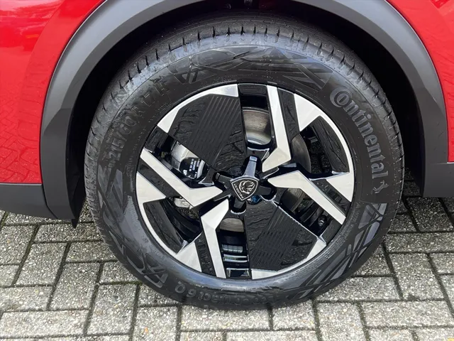 
								Peugeot e-2008 EV 54kWh 156pk Allure | Apple CarPlay | Android Auto | Parkeersensoren | Pack Drive Assist Plus | vol									