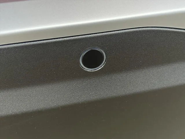 
								Peugeot e-2008 EV 54kWh 156pk Allure | Apple CarPlay | Android Auto | Parkeersensoren | Pack Drive Assist Plus | vol									