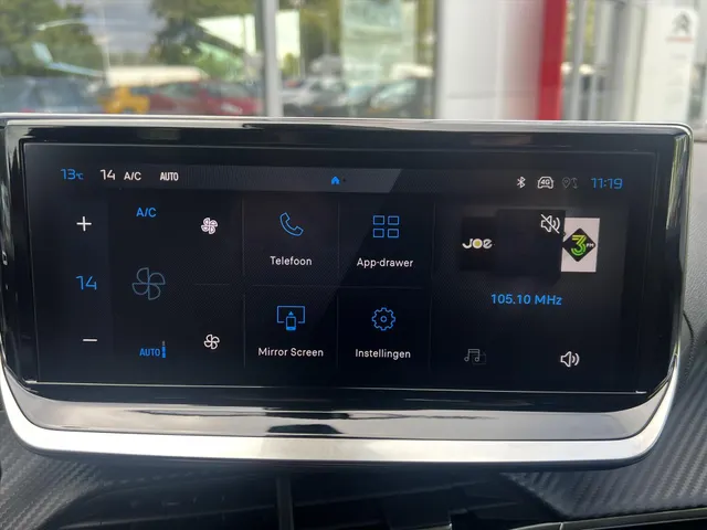 
								Peugeot e-2008 EV 54kWh 156pk Allure | Apple CarPlay | Android Auto | Parkeersensoren | Pack Drive Assist Plus | vol									