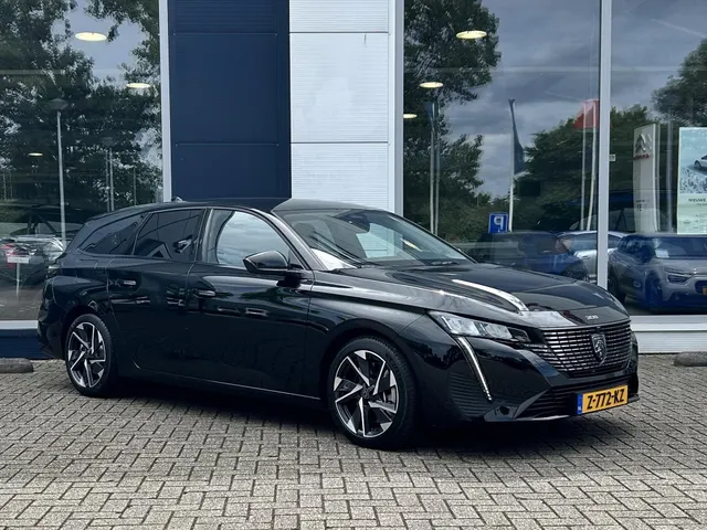 
Peugeot 308 Sw 1.6 HYbrid PHEV 180pk e-EAT8 Allure | Navigatie | Cruise controle | Apple Carplay | parkeercamera achter en voor | Dodehoekbewaking | vol									