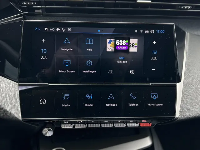 
Peugeot 308 Sw 1.6 HYbrid PHEV 180pk e-EAT8 Allure | Navigatie | Cruise controle | Apple Carplay | parkeercamera achter en voor | Dodehoekbewaking | vol									