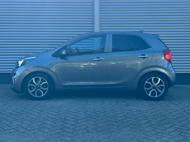 
Kia Picanto 1.0 MPi 67pk 4-zits DynamicPlusLine | Trekhaak | Navigatie | Climate Control | vol									