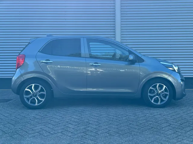 
Kia Picanto 1.0 MPi 67pk 4-zits DynamicPlusLine | Trekhaak | Navigatie | Climate Control | vol									