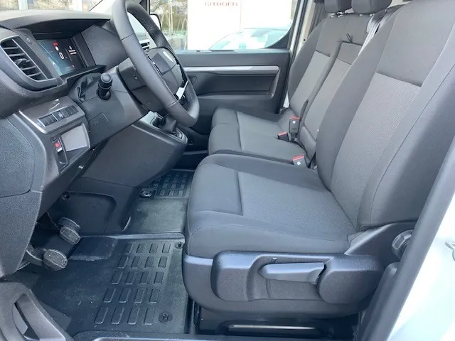 
								Peugeot Expert GB Lang 2.0HDi 145pk 3-zits | Navigatie | Climate control | Trekhaak 2500kg | Cruise control | Laadruimte ombouw | Parkeer camera vol									