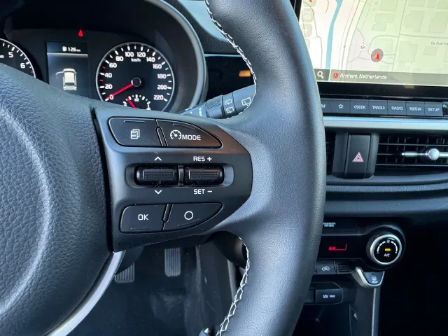 
Kia Picanto 1.0 MPi 67pk 4-zits DynamicPlusLine | Trekhaak | Navigatie | Climate Control | vol									